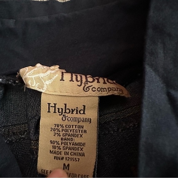 Hybrid Company Maternity Capris Size Medium - Picture 4 of 6